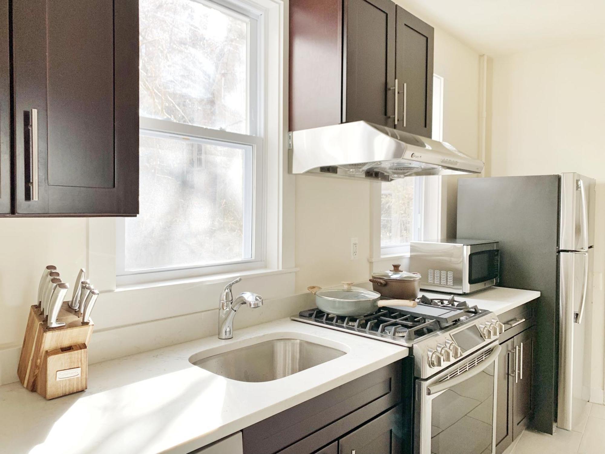 Best Location At Harvard University! 4 Bedroom Apartment! Two Units Available! Cambridge Bagian luar foto