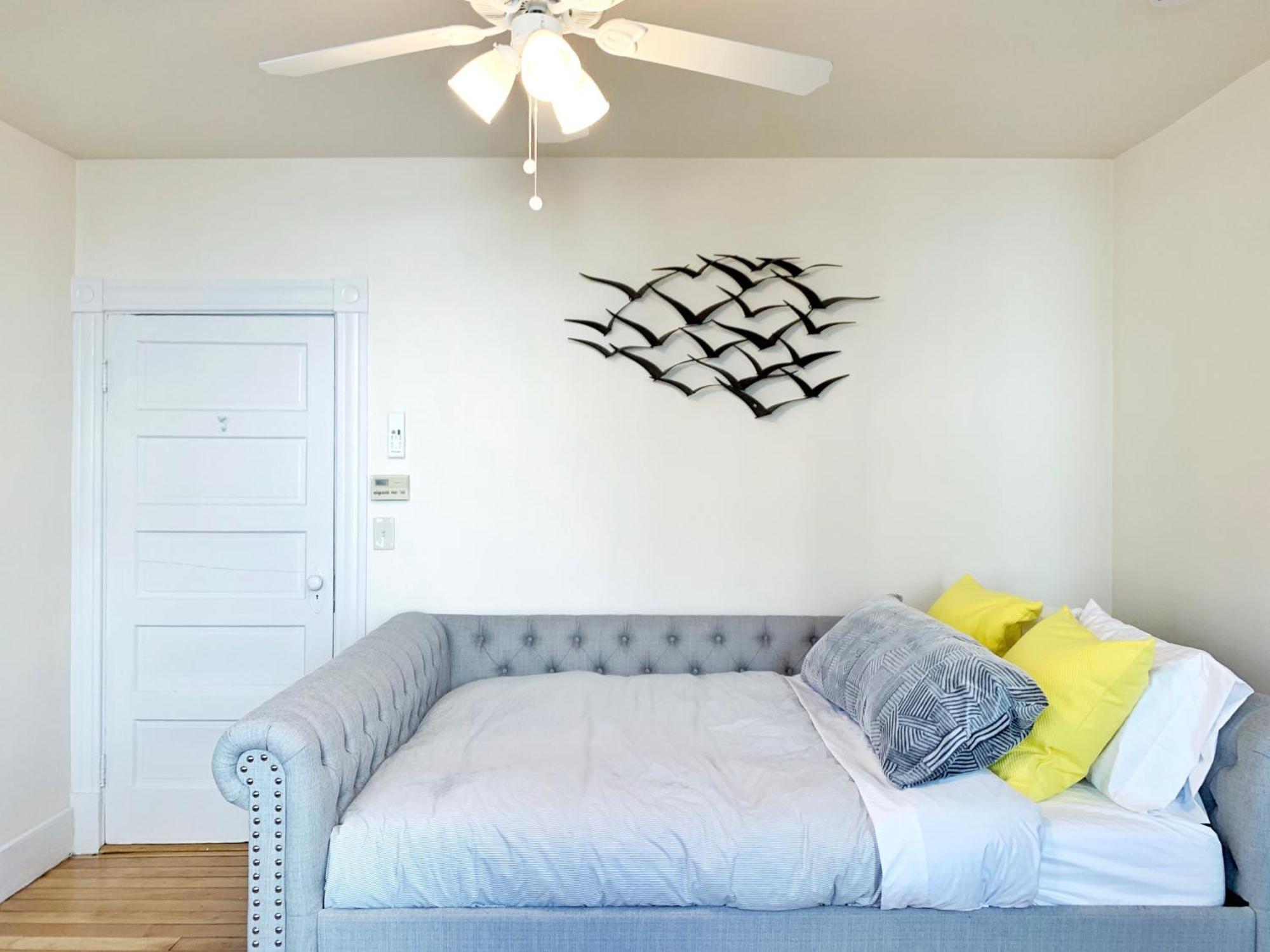 Best Location At Harvard University! 4 Bedroom Apartment! Two Units Available! Cambridge Bagian luar foto